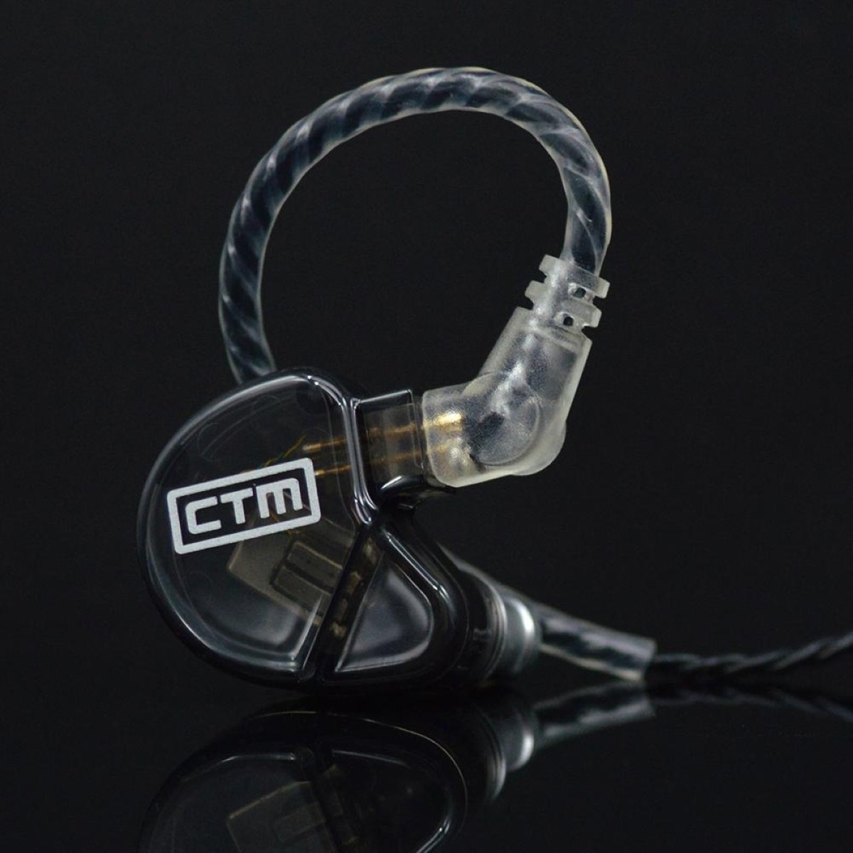 CTM CE320 Monitor intrauditivo de triple controlador – Ditronics Ecuador 4